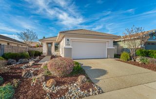 1410 Periwinkle Ln, Lincoln, CA 95648