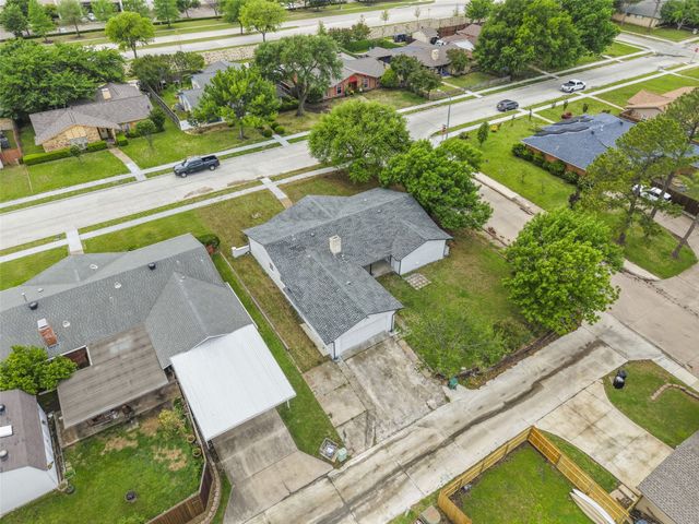 2325 Monticello Drive, Mesquite, TX 75149