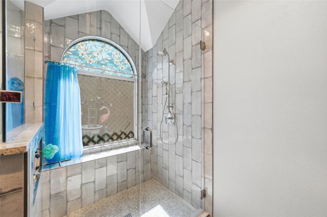 816 W Lonesome Dove Trail, Arlington, TX 76001