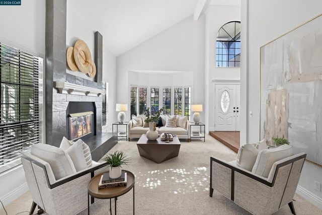 704 704 Blue Spruce Dr, Danville, CA 94506