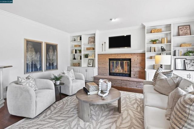 704 704 Blue Spruce Dr, Danville, CA 94506