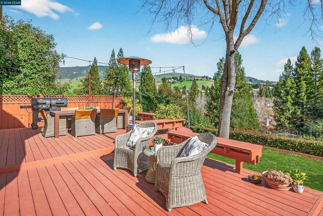 704 704 Blue Spruce Dr, Danville, CA 94506