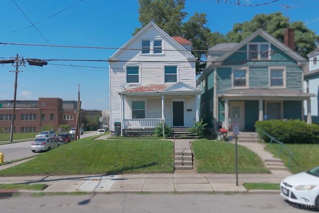 1600 Brewster Avenue, Cincinnati, OH 45207