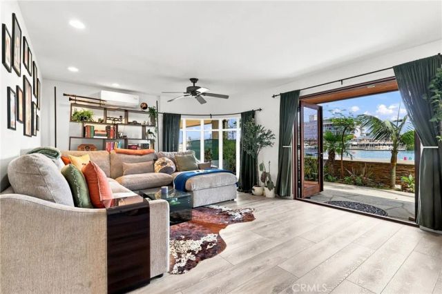 167 Bay Shore A, Long Beach, CA 90803
