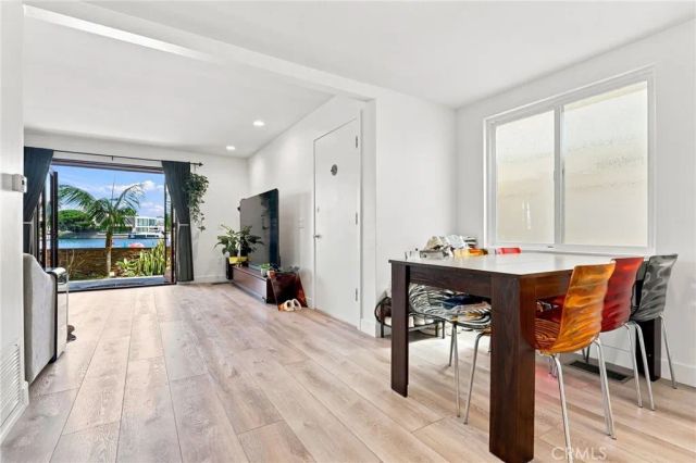 167 Bay Shore A, Long Beach, CA 90803