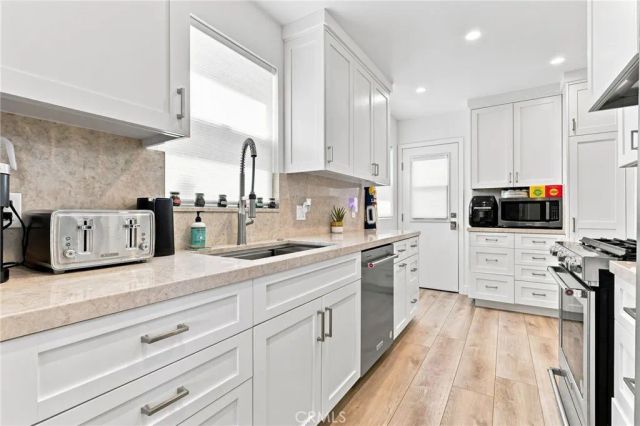 167 Bay Shore A, Long Beach, CA 90803