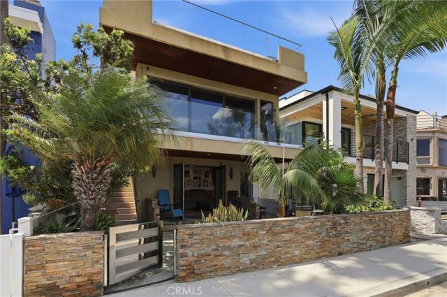167 Bay Shore A, Long Beach, CA 90803