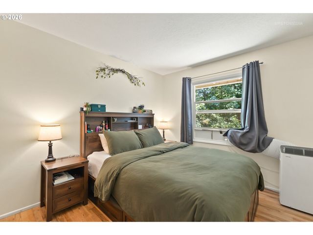 203 ELURIA St, Oregon City, OR 97045