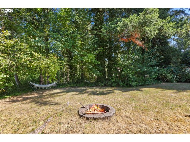 203 ELURIA St, Oregon City, OR 97045
