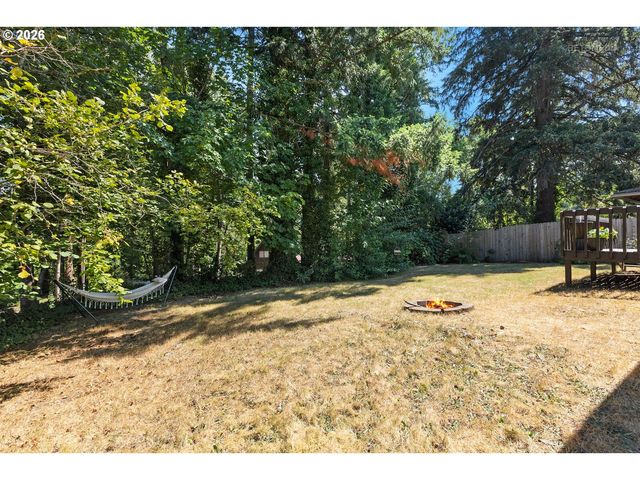 203 ELURIA St, Oregon City, OR 97045