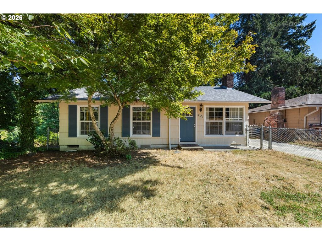 203 ELURIA St, Oregon City, OR 97045
