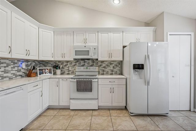 190 KELLY CIRCLE, Sanford, FL 32773