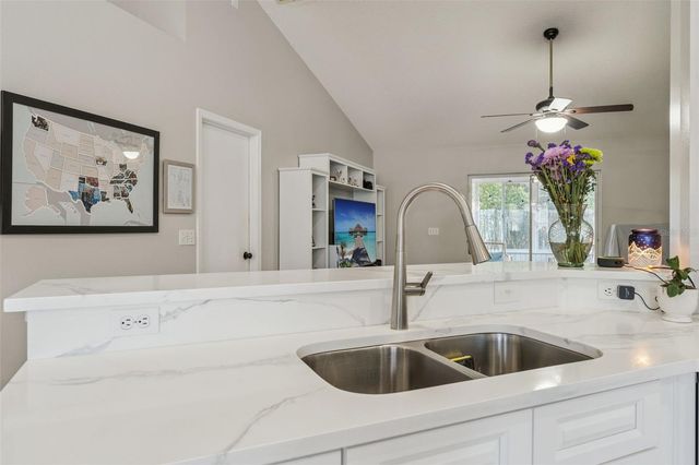 190 KELLY CIRCLE, Sanford, FL 32773