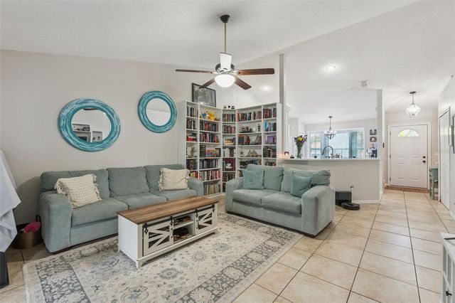 190 KELLY CIRCLE, Sanford, FL 32773