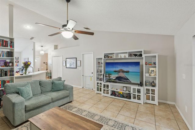 190 KELLY CIRCLE, Sanford, FL 32773