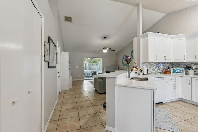 190 KELLY CIRCLE, Sanford, FL 32773