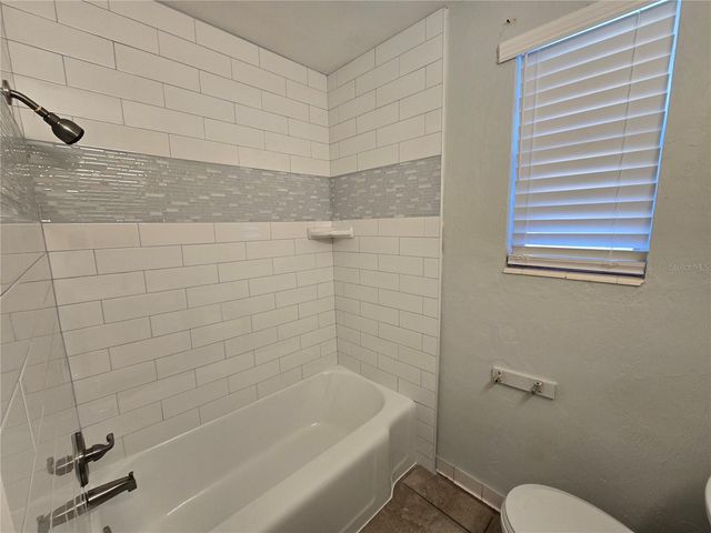 925 SCHOOL STREET, Daytona Beach, FL 32114