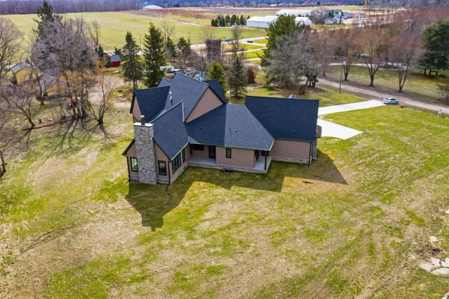 69166 Slating Lane, Bruce, MI 48065