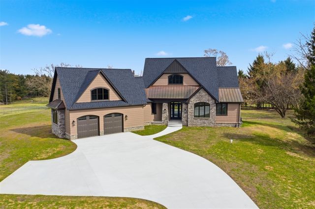 69166 Slating Lane, Bruce, MI 48065