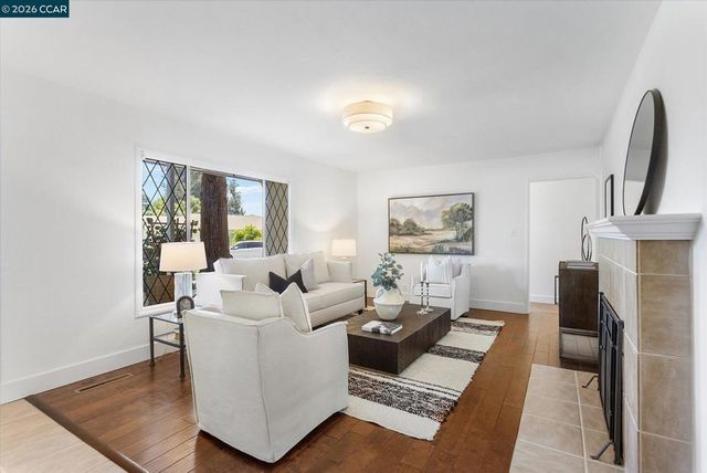 4596 James Ave, Castro Valley, CA 94546