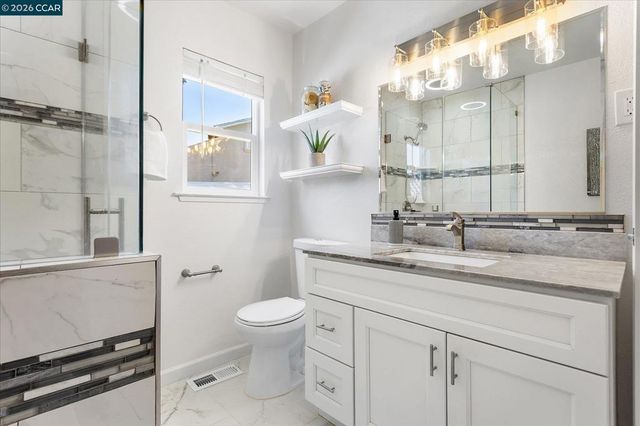 4596 James Ave, Castro Valley, CA 94546