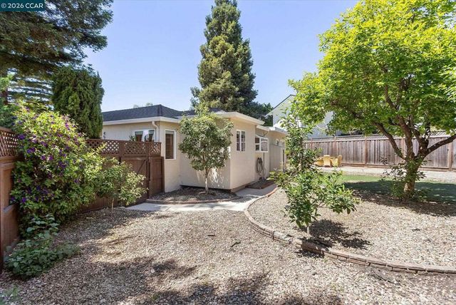 4596 James Ave, Castro Valley, CA 94546
