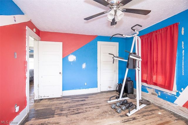 962 Woodward Avenue, Akron, OH 44310