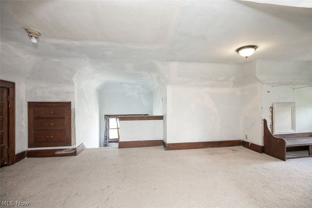 962 Woodward Avenue, Akron, OH 44310