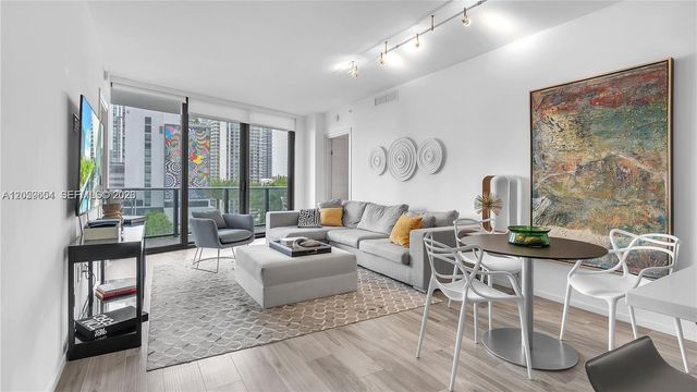 801 S Miami Avenue 1102, Miami, FL 33130
