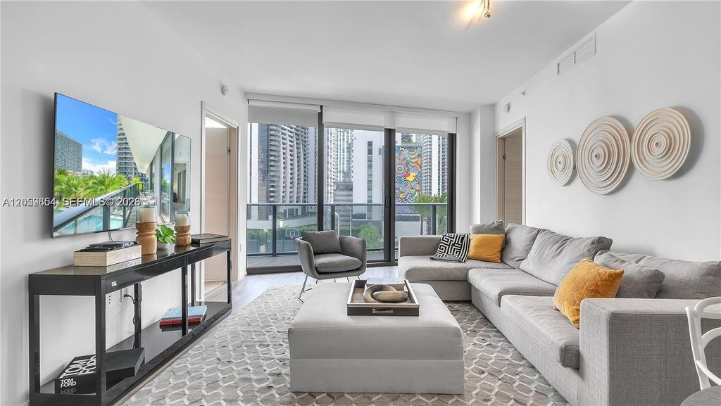 801 S Miami Avenue 1102, Miami, FL 33130