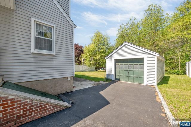 229 Cedar Lane, River Vale, NJ 07675