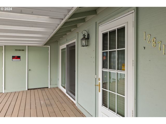 12871 Se STARK St A16, Portland, OR 97233