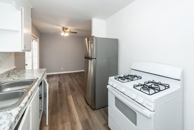 2914 Charlene Drive, North Charleston, SC 29405