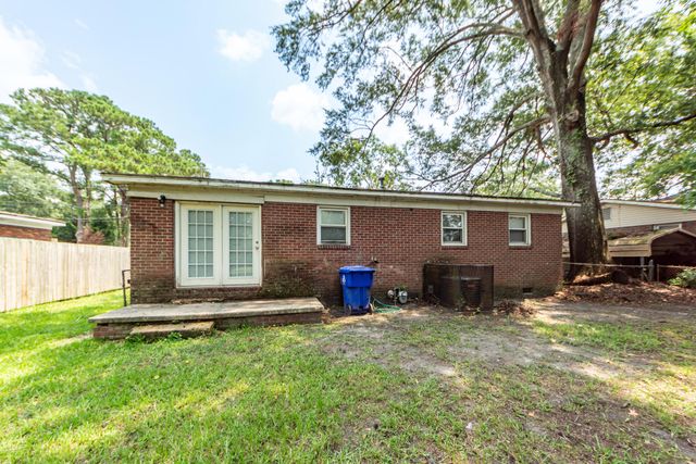 2914 Charlene Drive, North Charleston, SC 29405