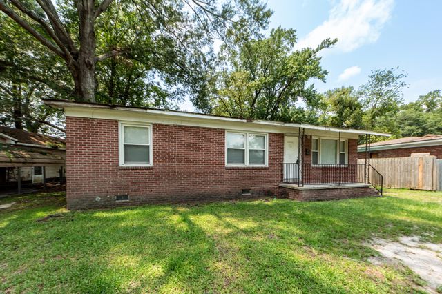 2914 Charlene Drive, North Charleston, SC 29405