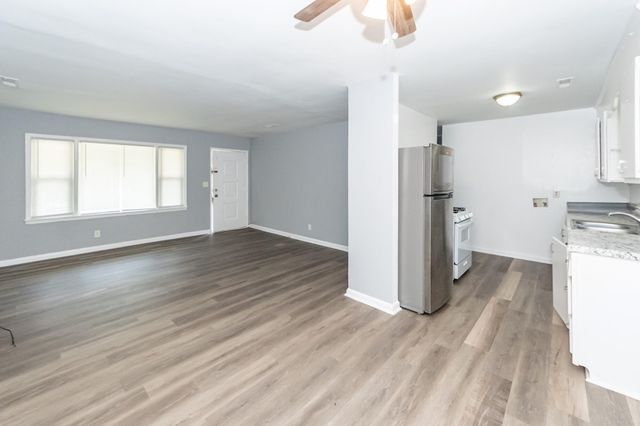 2914 Charlene Drive, North Charleston, SC 29405