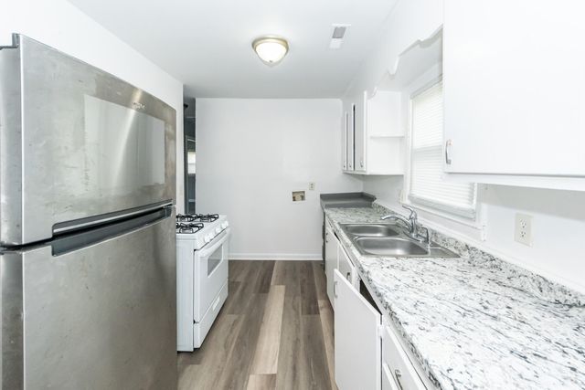 2914 Charlene Drive, North Charleston, SC 29405