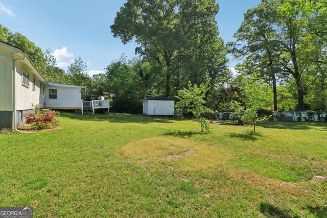 2344 Chestnut Log Place, Lithia Springs, GA 30122