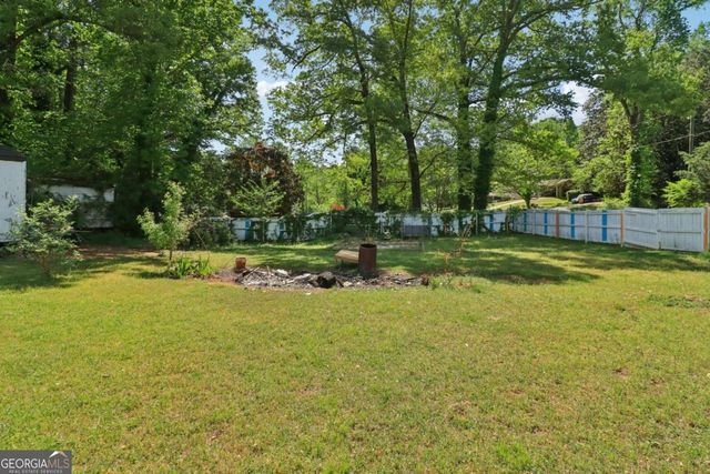 2344 Chestnut Log Place, Lithia Springs, GA 30122