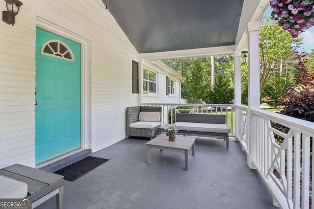 2344 Chestnut Log Place, Lithia Springs, GA 30122