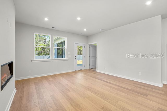 70 Lockwood Dr, Bluffton, SC 29910