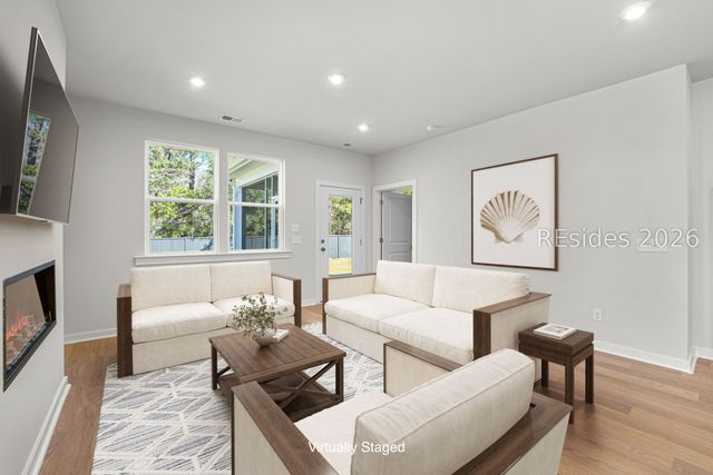 70 Lockwood Dr, Bluffton, SC 29910