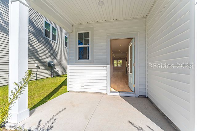 70 Lockwood Dr, Bluffton, SC 29910