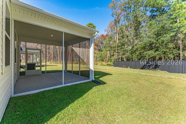70 Lockwood Dr, Bluffton, SC 29910
