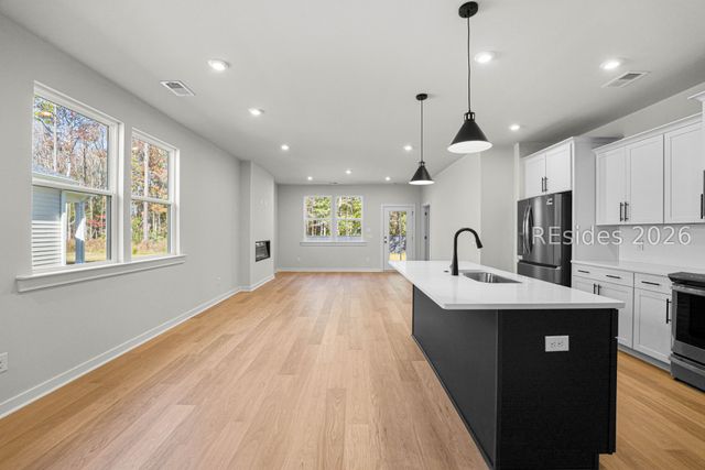 70 Lockwood Dr, Bluffton, SC 29910