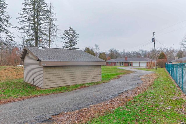 27002 Water Edge Drive, Elkhart, IN 46514