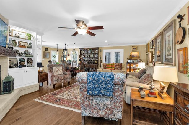 3 Fairway Drive, Conroe, TX 77304