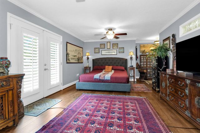 3 Fairway Drive, Conroe, TX 77304