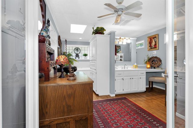 3 Fairway Drive, Conroe, TX 77304