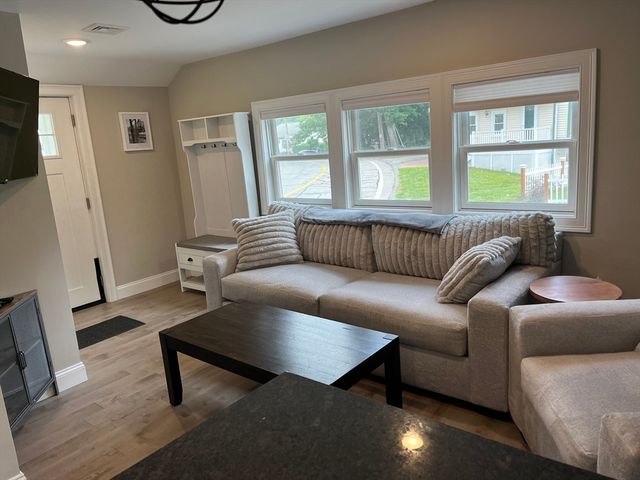 70 Burroughs Rd, North Reading, MA 01864